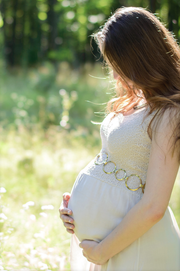 Is Red Light Therapy Safe During Pregnancy? What the Research Says